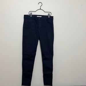 NWOT Levi’s 720 high rise skinny